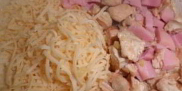 вареники с сыром и ветчиной