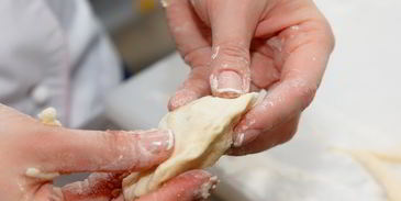 вареники с яблоком и корицей