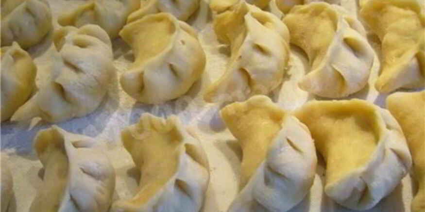 Рецепт заварных вареников с клубникой на пару