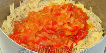 яичная лапша с мясом и овощами