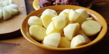 ирландское жаркое из говядины в темном пиве