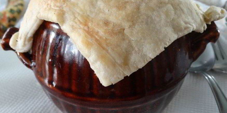 Рецепт хмельного жаркого в горшочке с вяленым черносливом