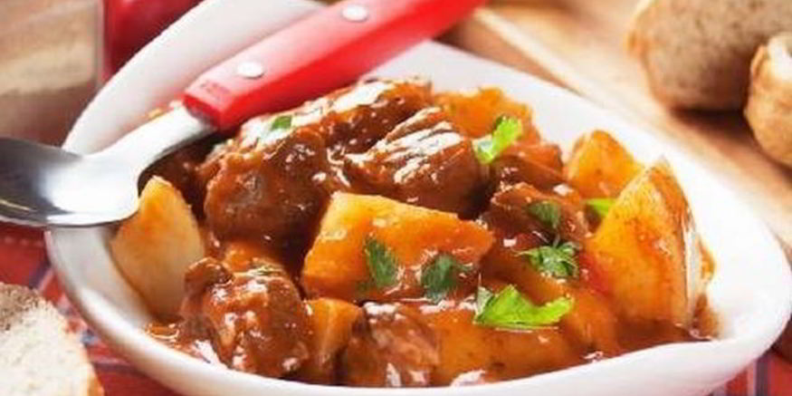 Рецепт нежного и сочного жаркого из мяса с картофелем