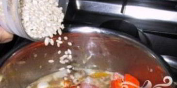 жаркое из говядины с чечевицей и красным вином