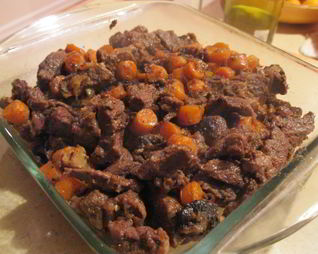 Жаркое из говядины с морковкой