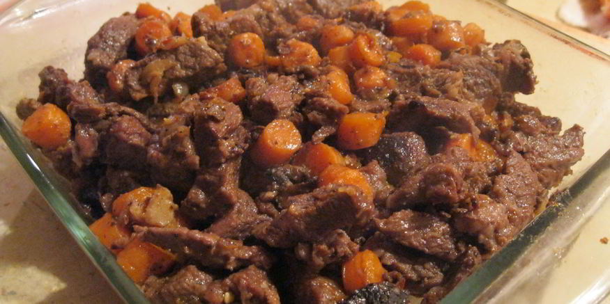 Рецепт жаркого из говядины с морковкой