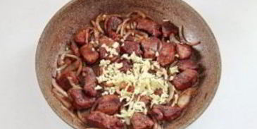 жаркое из свинины и зеленой фасоли