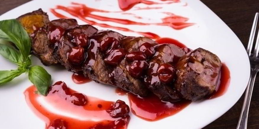 Рецепт жаркого из телятины с вишней