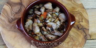 жаркое по-домашнему в горшочках