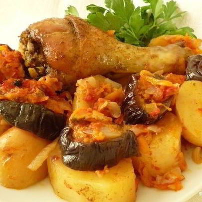 Жаркое с баклажанами и картошкой