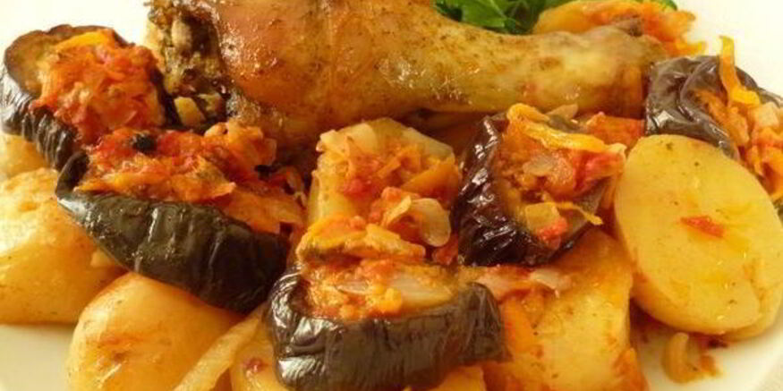 Рецепт жаркого с баклажанами и картошкой