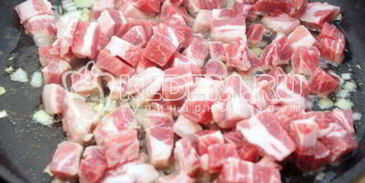 жаркое с грибами и сметаной