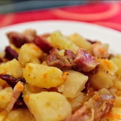 Жаркое с копчеными ребрышками