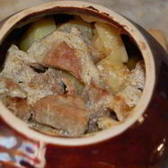 Рецепт Жаркого со свининой в горшочках