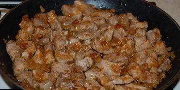 жаркое со свининой в горшочках