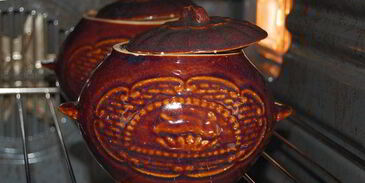 жаркое со свининой в горшочках