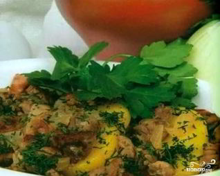 Жаркое в горшочках с мясом