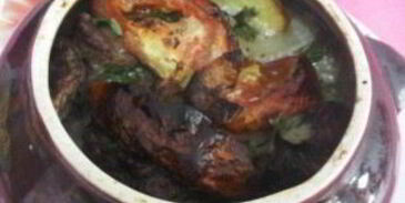 жаркое в горшочках с мясом