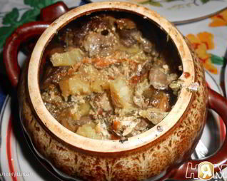 Жаркое в горшочках