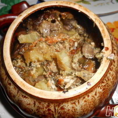 Жаркое в горшочках