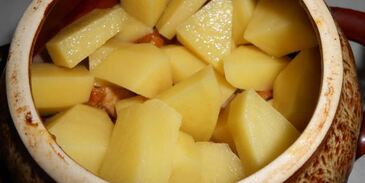 жаркое в горшочках