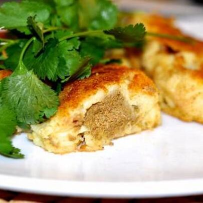 Зразы из картофеля с начинкой из говяжьей печени