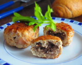 Зразы с куриной печенью и орехами