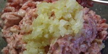 зразы с луком и яйцом