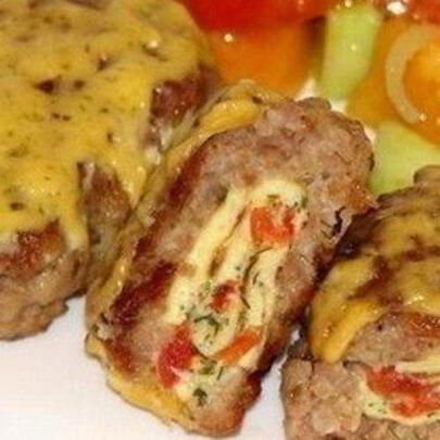 Зразы в сырно-чесночном соусе