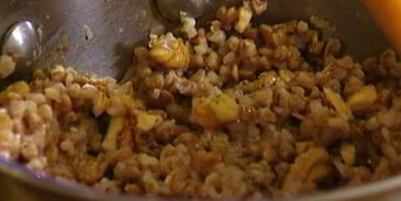 гречка с черносливом и грецкими орехами