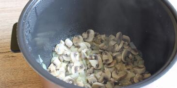 гречка с грибами и луком в мультиварке