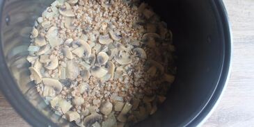гречка с грибами и луком в мультиварке