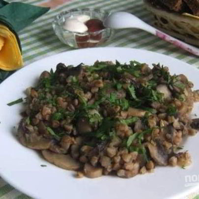 Гречка с грибами и луком