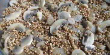 гречка с грибами и луком