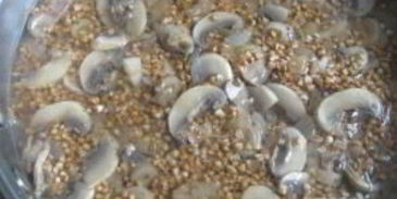 гречка с грибами и луком