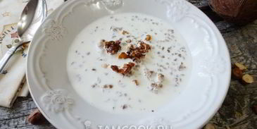 гречка с кокосовым молоком и фундуком