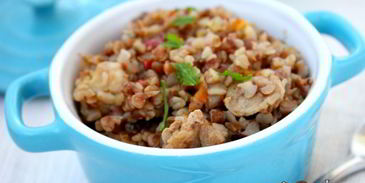 гречка с курицей в томатно-грибном соусе