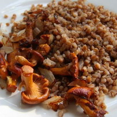 Гречка с лисичками