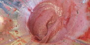 гречневая каша без варки с ягодным соусом