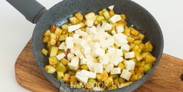 гречневая каша с кабачками и адыгейским сыром