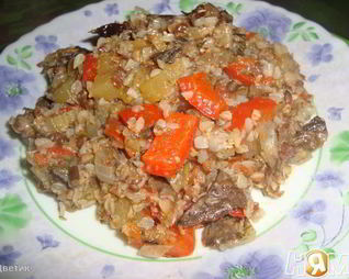 Гречневая каша с овощами