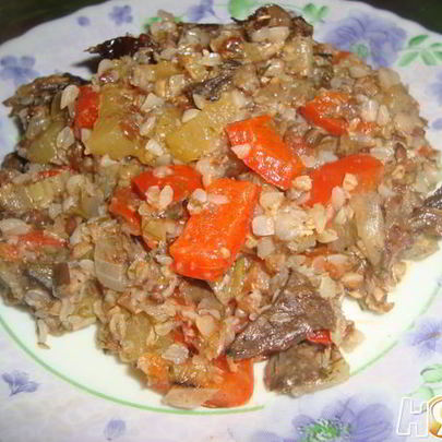 Гречневая каша с овощами