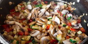 гречневая каша с сезонными овощами