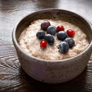 Рецепт Каши из ячневой крупы на молоке