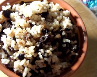 Кутья поминальная с изюмом из риса на поминки