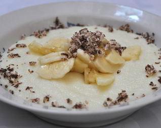 Манная каша с бананом