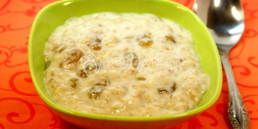 Рецепт овсяной каши с изюмом