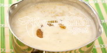 овсяная каша с изюмом
