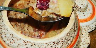 овсяная каша с орехами и яблоками в духовке