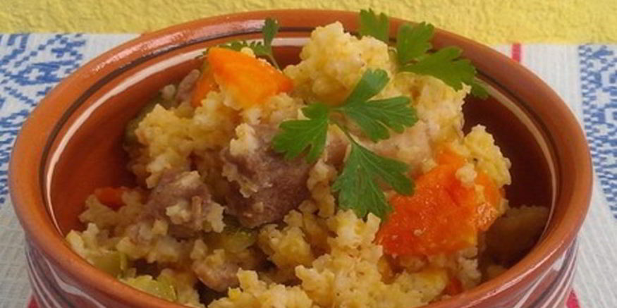 Рецепт пшеничной каши с соевым мясом и овощами